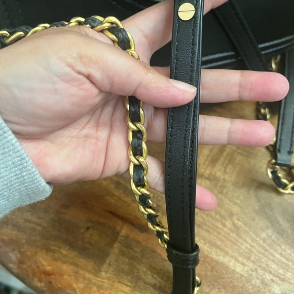 TORY BURCH FLEMING SATCHEL - Picture 5 of 16